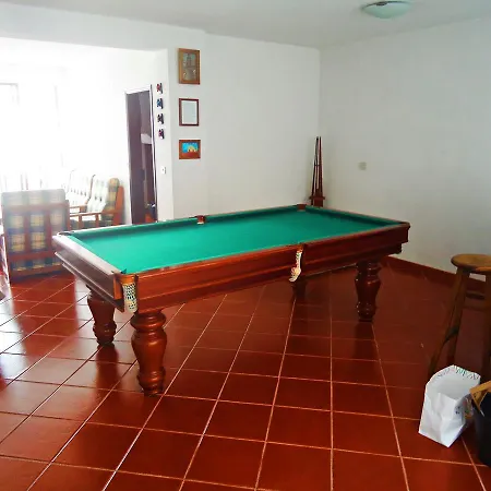 S. Lourenco Beach Hostel *